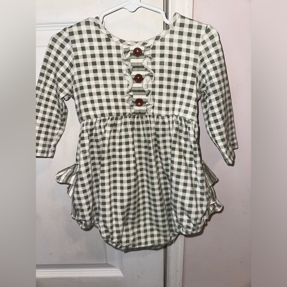 24M Swoon Baby romper